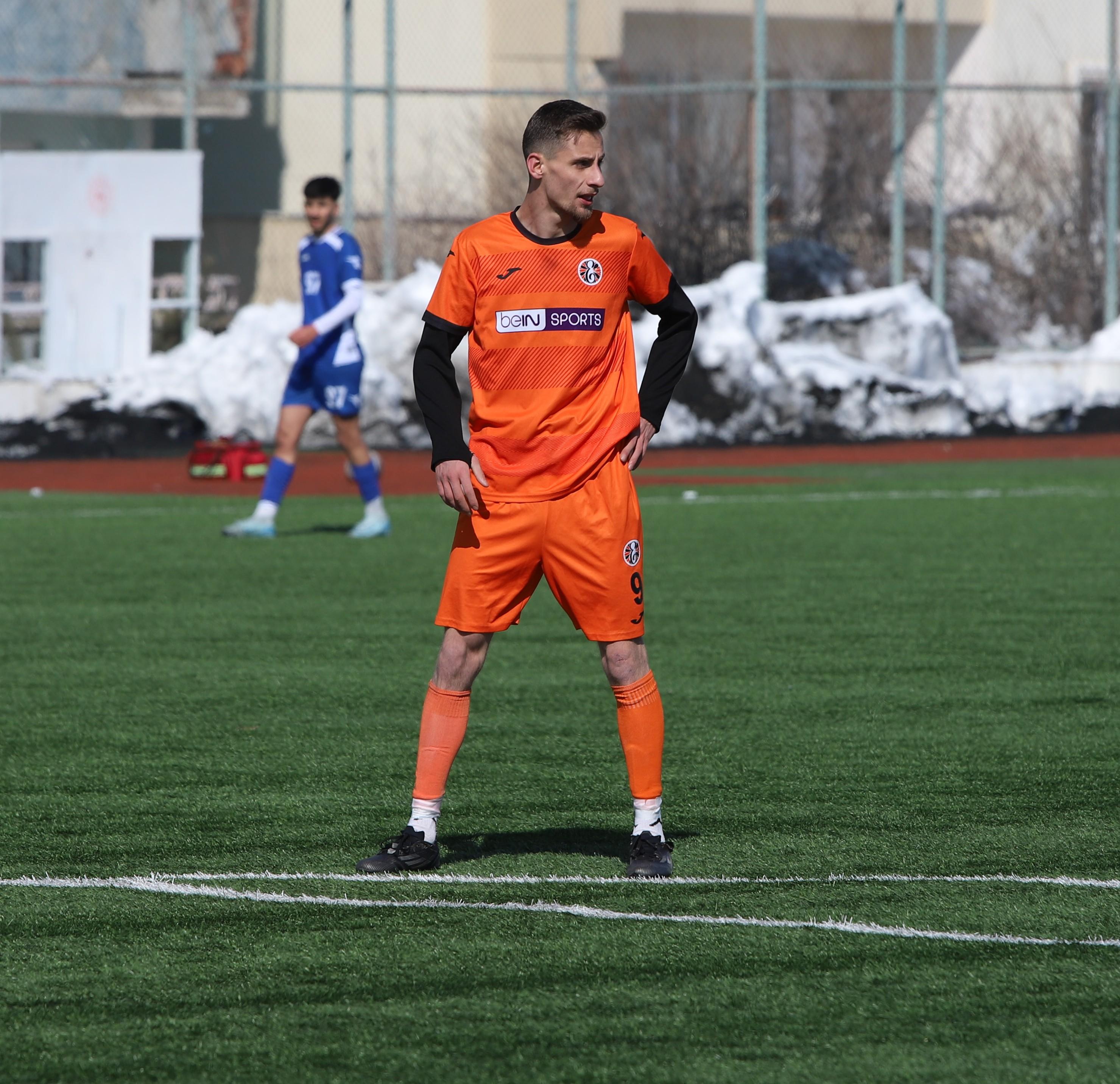 EMRE ERYİĞİT